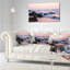 Oreiller avec oreiller en mousse rocky shore coast-123281693