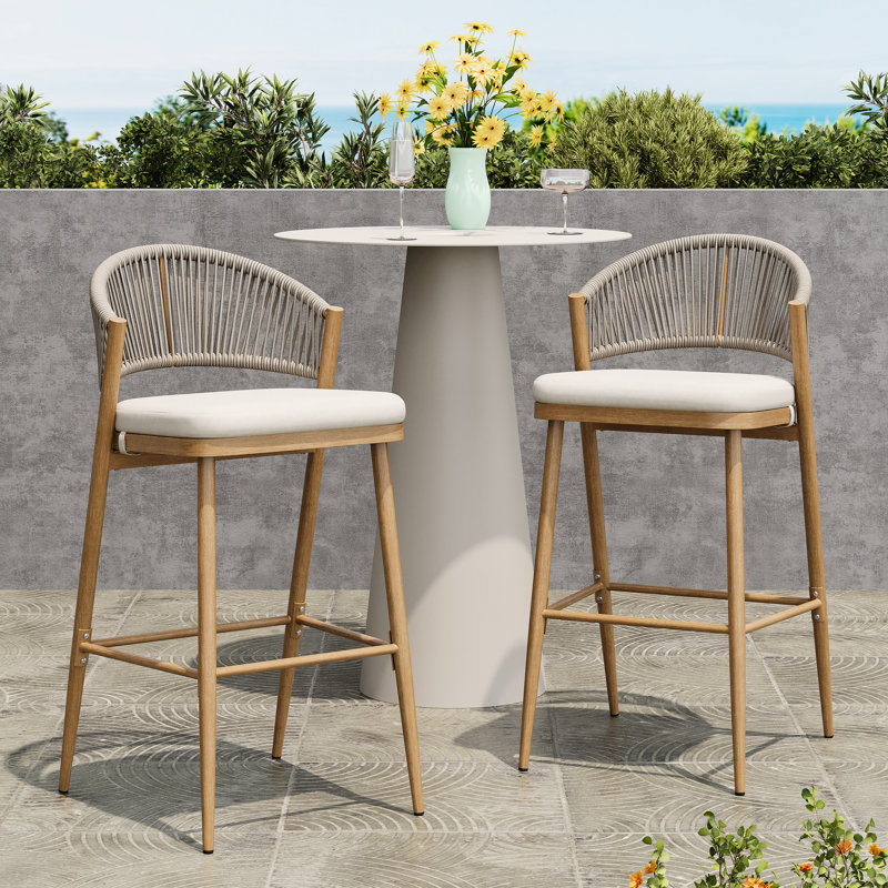 2 sièges d'extérieur modernes, hauteur d'assise 77 cm, structure en aluminium, forme en PE, fini érable, aspect rouille, profondeur 50 cm, largeur 54 cm, coussin d'eau 101,5 cm, rembourrage en mousse 2, style