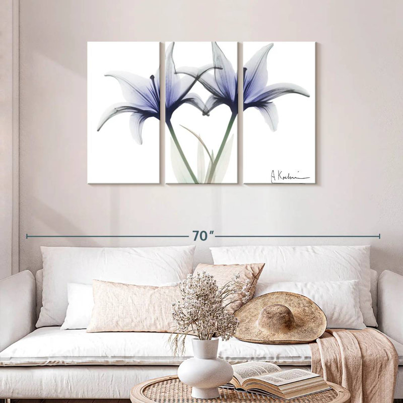 Harnek Very Peri Lily, 28" H x 45" W