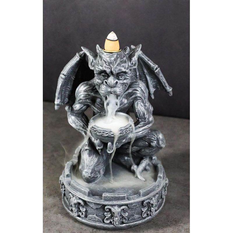 Figurine de brûleur d'encens gothique