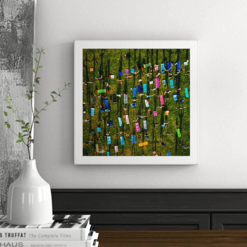 Single Picture Frame Print, 41 cm H x 41 cm W x 3.81 cm D