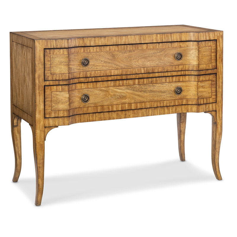 Amelia Chest