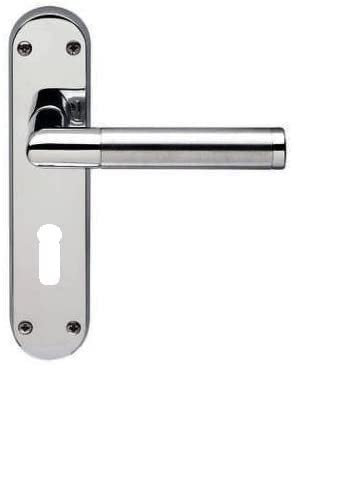  Mitred Door Handle On Backplate with 3 Lever Lock