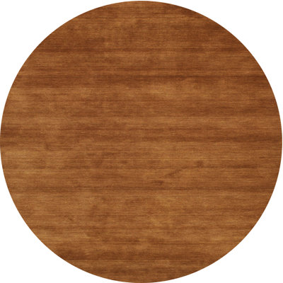 Tapis brun contemporain