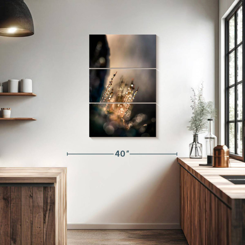 Avery Dazzle, 38" H x 24" W