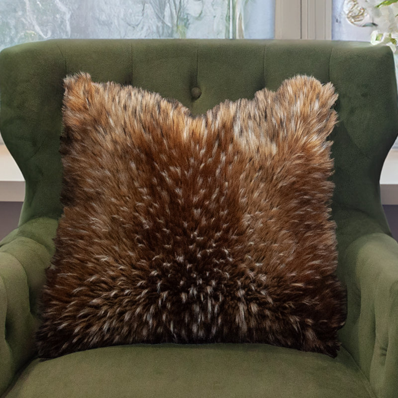 Ensemble de coussins décoratifs en fausse fourrure Thomas Collection® Timberolf, Carré 20 po