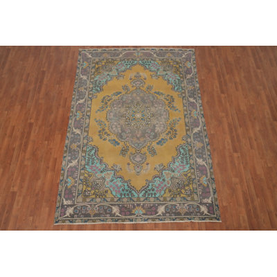 Traditional Wool Area Rug 6x9