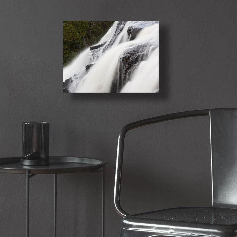 "Bond Falls Détail 2" par Monte Nagler, H 12 po x l 16 po