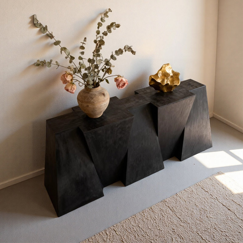 Console géométrique noire en bois massif