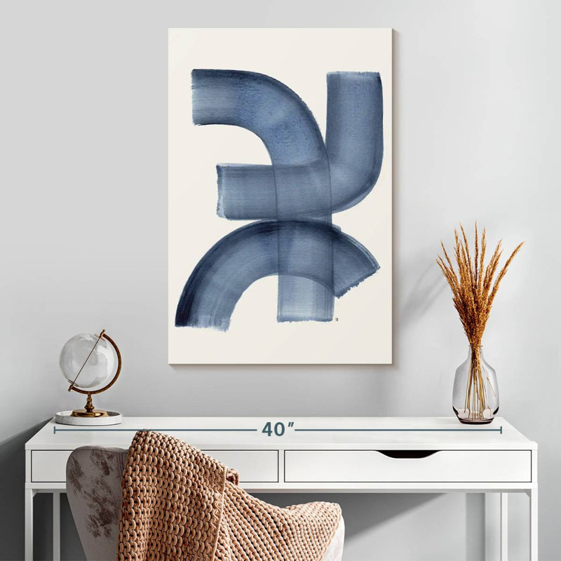 Avery Tori, 30" H x 20" W