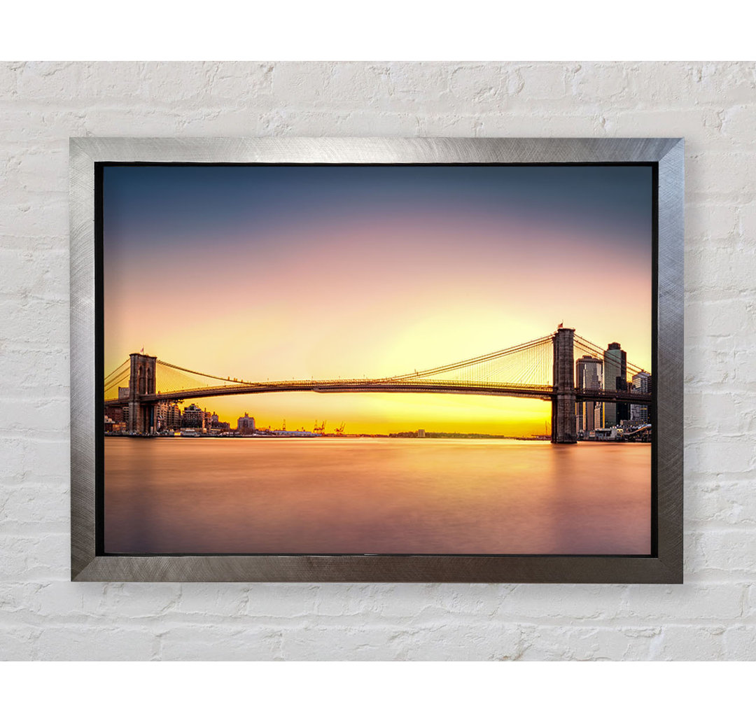 NYC Bridge On The Sunrise - Einzelne Bilderrahmen Kunstdrucke