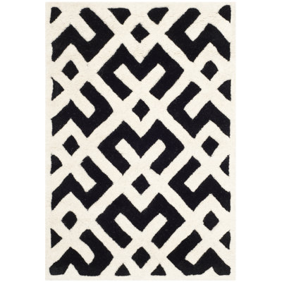 Teresita Hand Tufted Wool Geometric Rug