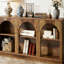 Console rustique arquée avec trois compartiments ouverts, pour le salon, le couloir ou la salle à manger, grain de bois brun foncé