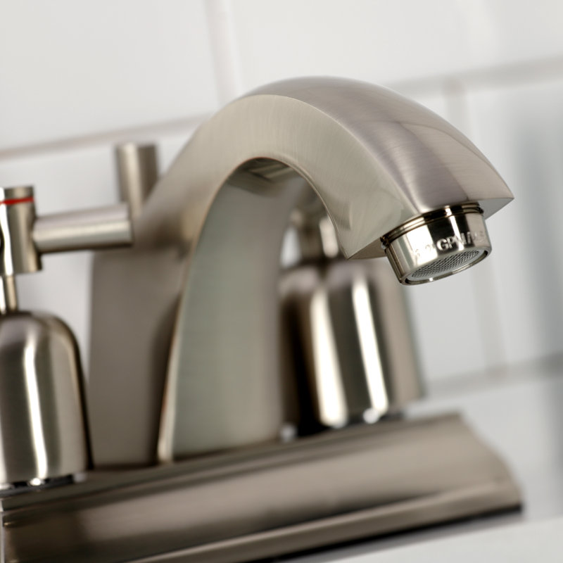 Robinet pour salle de bain avec ensemble de drain central à Concord, Nickel brossé