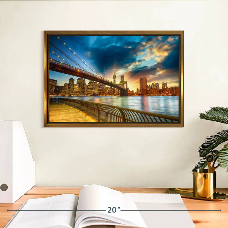 Spectaculaire coucher de soleil à Manhattan, Cadre flottant doré, 13 po x 9 po