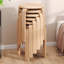 Ensemble de 4 tabourets empilables en bois courbé (seulement les chaises)