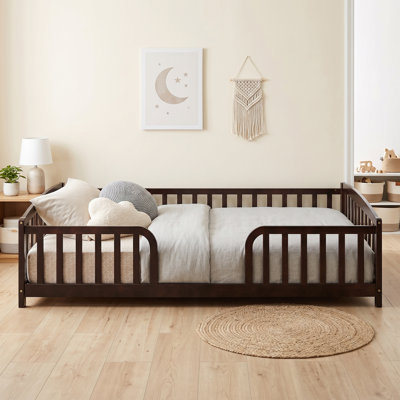 Solid Wood Kids Bed Floor Bed With Guardrails And Central Entrance, Without Slats