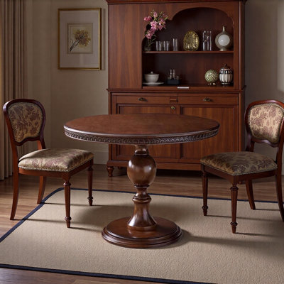 Classic American Maple Solid Wood Round Table
