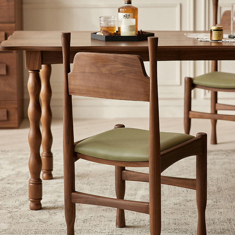 Table à manger élégante et tendance en bois massif, 29.5" H x 62.9" W x 31.4" D