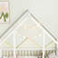 Lit double blanc en forme de maison avec clôture et barrières de sécurité - Fabriqué en pin de qualité pour un sommeil durable
