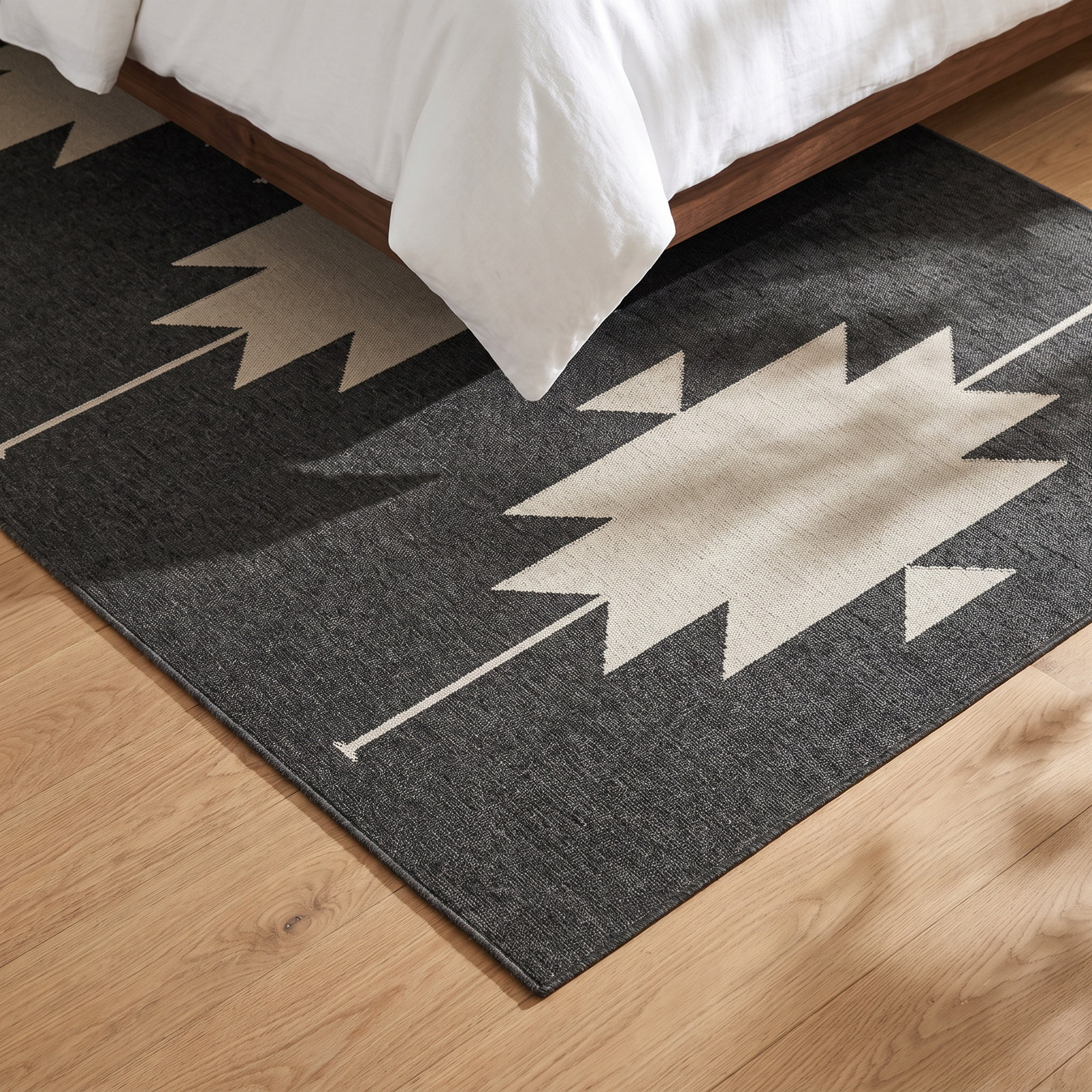 Genesis Charcoal Cream Southwestern Outdoor Rug, Rectangle 1'8" x 3'7"