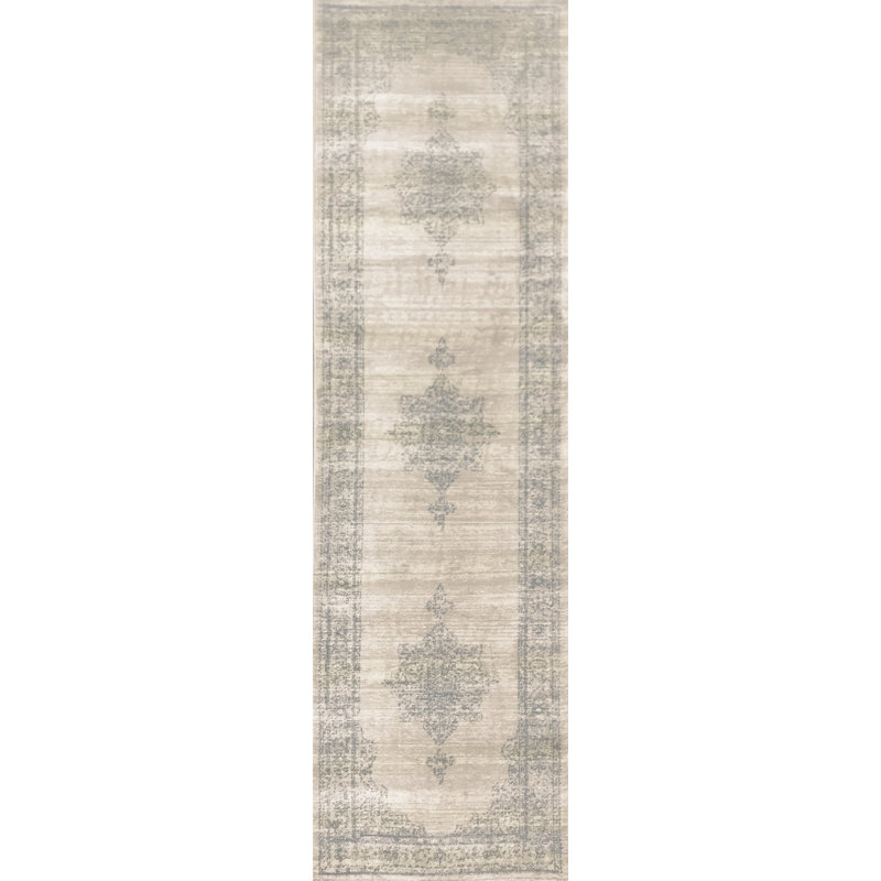 Benson Oriental Indoor Rug, Runner 2'2" x 7'7"