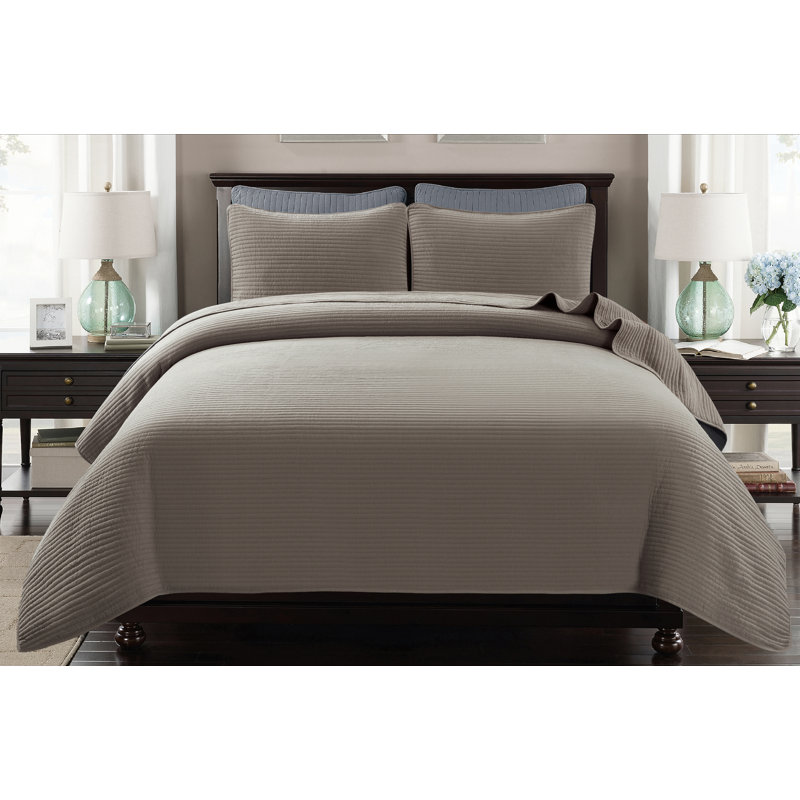 Ultra Traditional Polyester Quilt, Queen Quilt + 2 Shams, Charcoal Gray 
