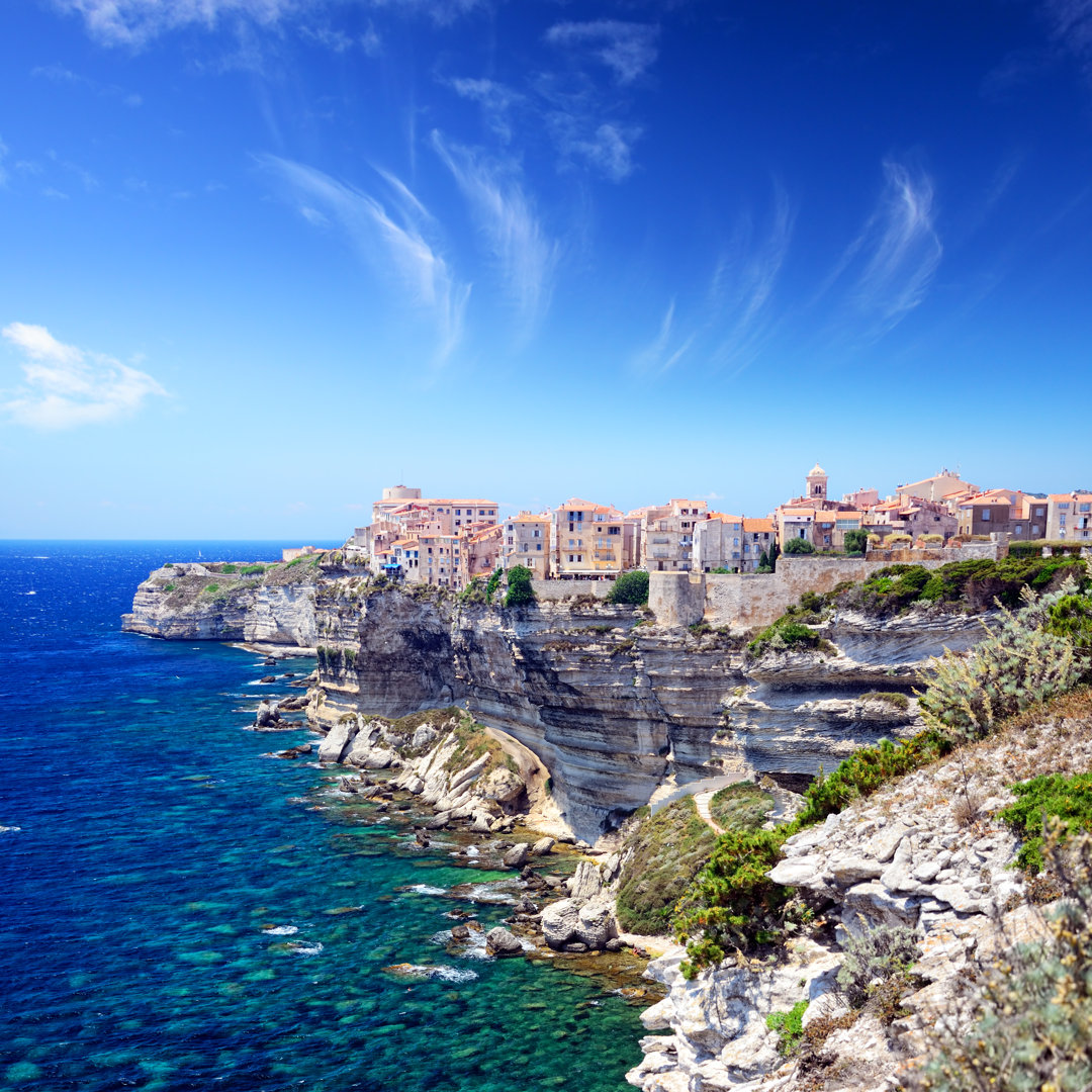 Cliffs Of Bonifacio von Alxpin - Druck auf Leinwand ohne Rahmen