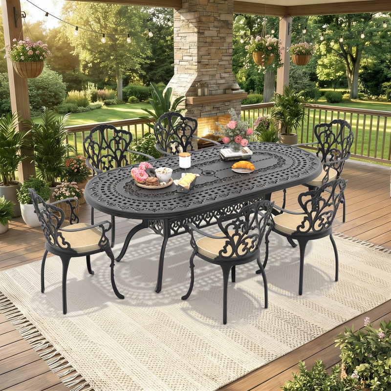  Ensemble repas de patio avec table ovale Suset, coussins blanc cassé inclus, P 22,05 po x l 21,65 po x H 35,83 po, 6