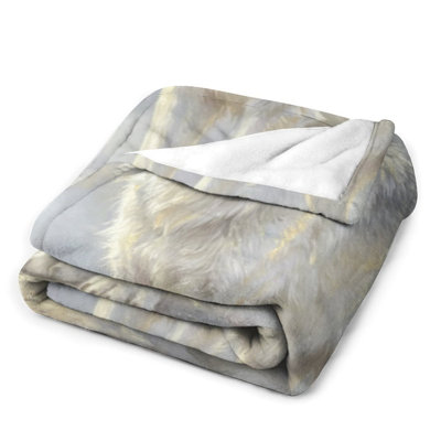 White Wolf Mountain Luxury Flannel Throw Blanket, Soft Warm Fuzzy Blanket for Living Room Sofa Bed Home Decor