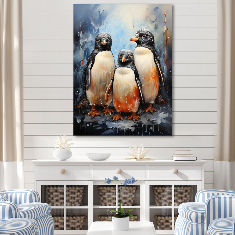 «Winter Feathers Penguin Family» - Art mural pingouin, H 32 po x l 24 po x P 1 po, Toile tendue