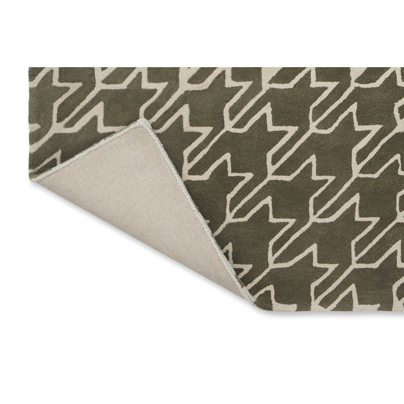 Wool Houndstooth Area Rug in Gray/Beige, Rectangle 4'7" x 6'7"