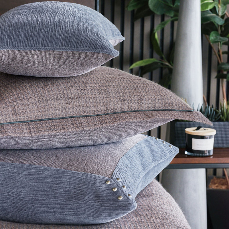 Noah Lumbar Pillow Cover & Insert