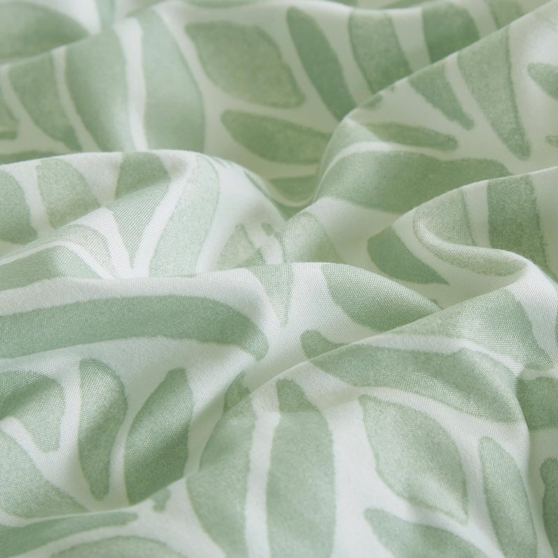 Medina Tranquil Leaf Floral Printed Microfiber Comforter Set, Twin Comforter + 1 Standard Sham