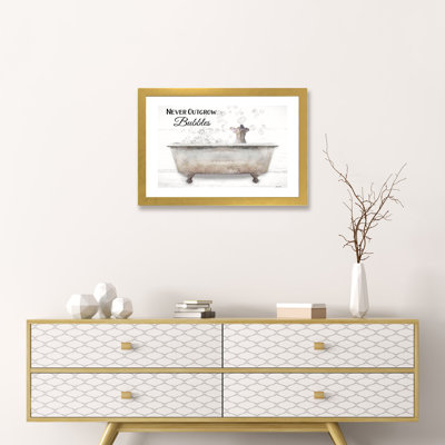 «Never Outgrow Bubbles» par Lori Deiter, reproduction d'art encadrée