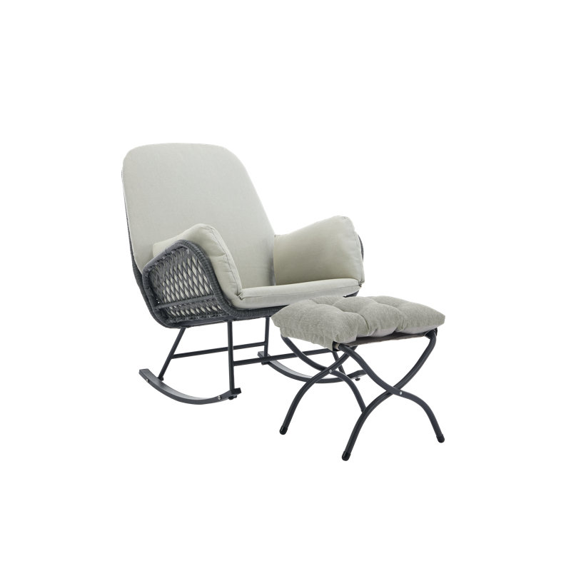 Chaise berçante de patio avec repose-pieds