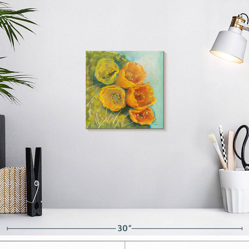 Plante grasse en fleurs II, H 10 po x l 10 po