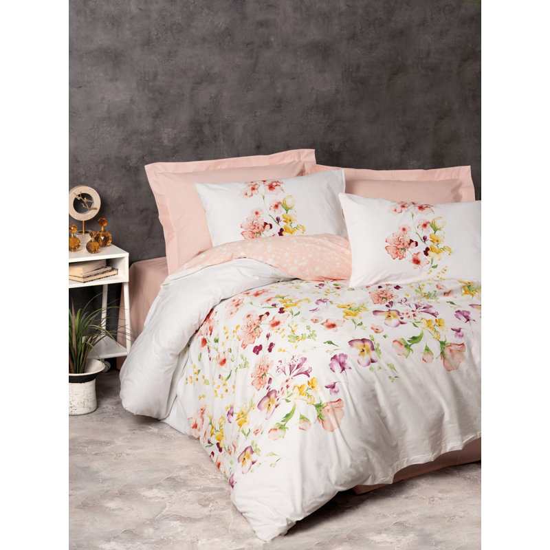 Luxury King Quilt Cover Set (3 Pieces), Salmon & White, 94.5 x 86.6 inches | 100% Cotton Ranforce, 145 Thread Count | Machine Washable, Elegant Pigment Printing, Envelope & Button Closure for Ultimate Comfort