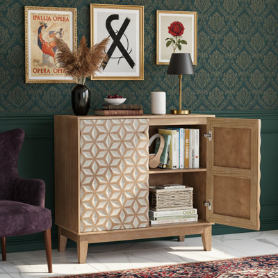 Buffet en bois de 31,5 pouces de conception géométrique avec tablettes réglables et portes doubles pour des solutions de rangement multi-pièces.