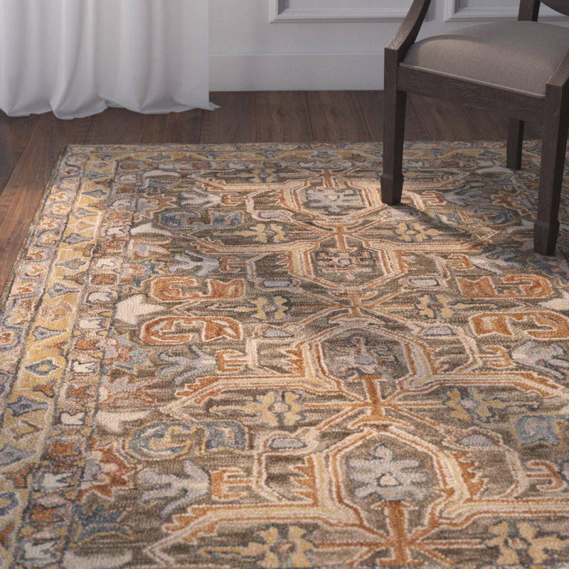 Tapis oriental brun / orange / bleu en laine crocheté à la main Althena, Rectangle 7 pi 9 po x 9 pi 9 po