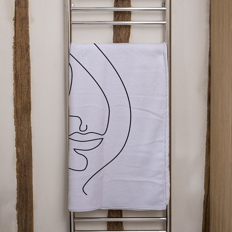 Dorotheia Midweight Bath Towel
