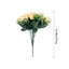 Faux fleurs artificielles en forme de bouquet de roses dans un vase pour centre de mariage-128924691
