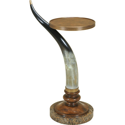Table de bout en résine peinte à la main Horn