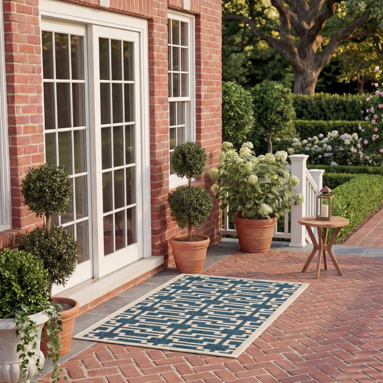Arneshia Geometric Navy/Beige Area Indoor/Outdoor Area Rug