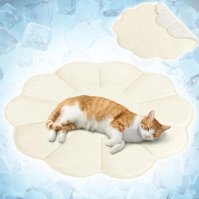 32"x39" Leaf-shaped Dog Cooling Mat – Reversible Cooling Nylon & Soft Fleece – For Indoor/travel