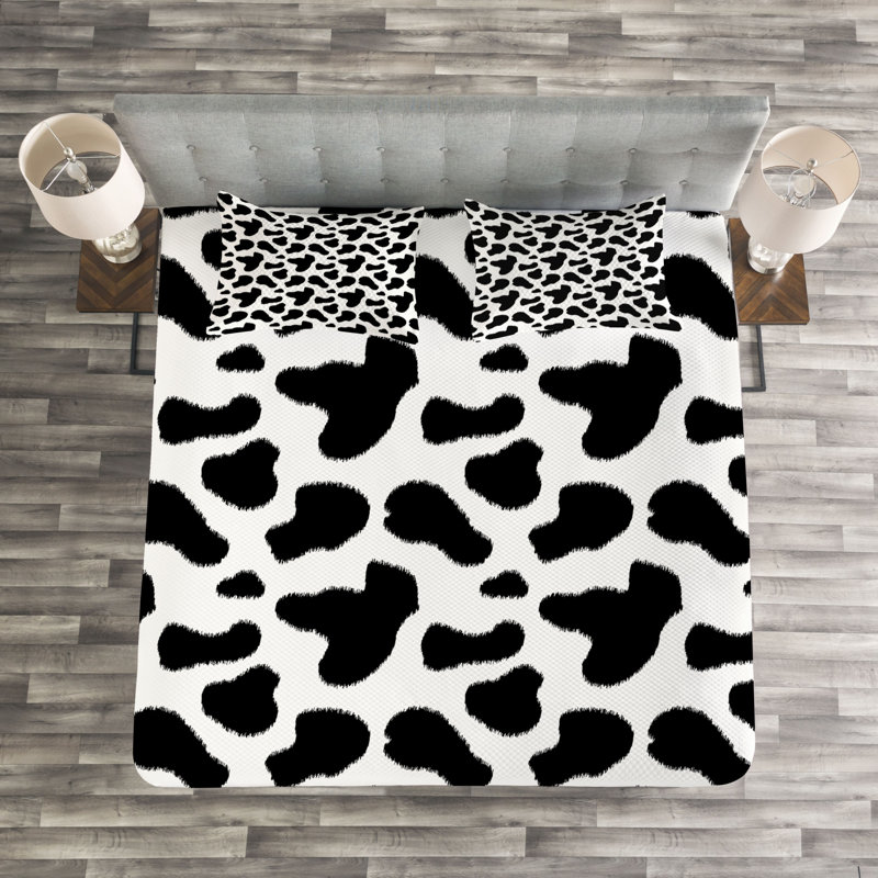Adirah Black/White Microfibre Bedspread Set, 220 x 264 cm
