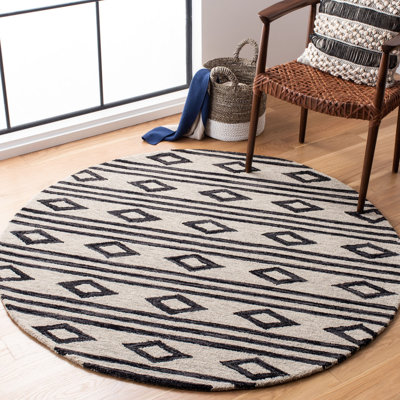 Vedika Hand Tufted Wool Southwestern Rug