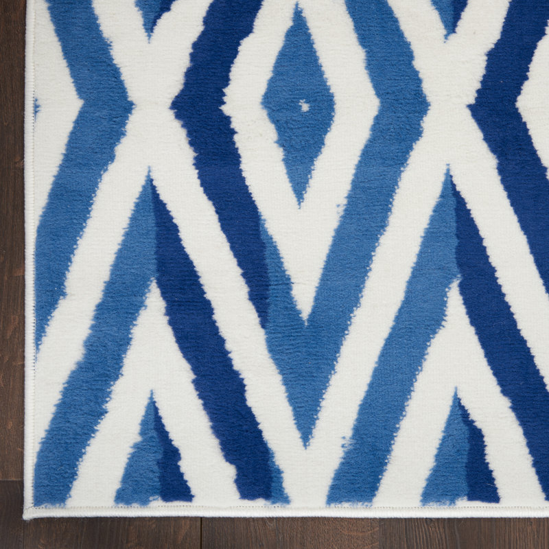 Geometric Indoor Rug, Runner 2' x 8'