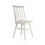 Ensemble de salle à manger 5 pièces Xavion & Elvara de style Mid-Century en bois massif, comprenant une table ronde de 122 cm avec piètement sculpté et des chaises de salle à manger scandinaves Elvara Windsor, en chêne blanc classique.-1895902657