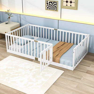Floor Bed with Functional Fence and Door